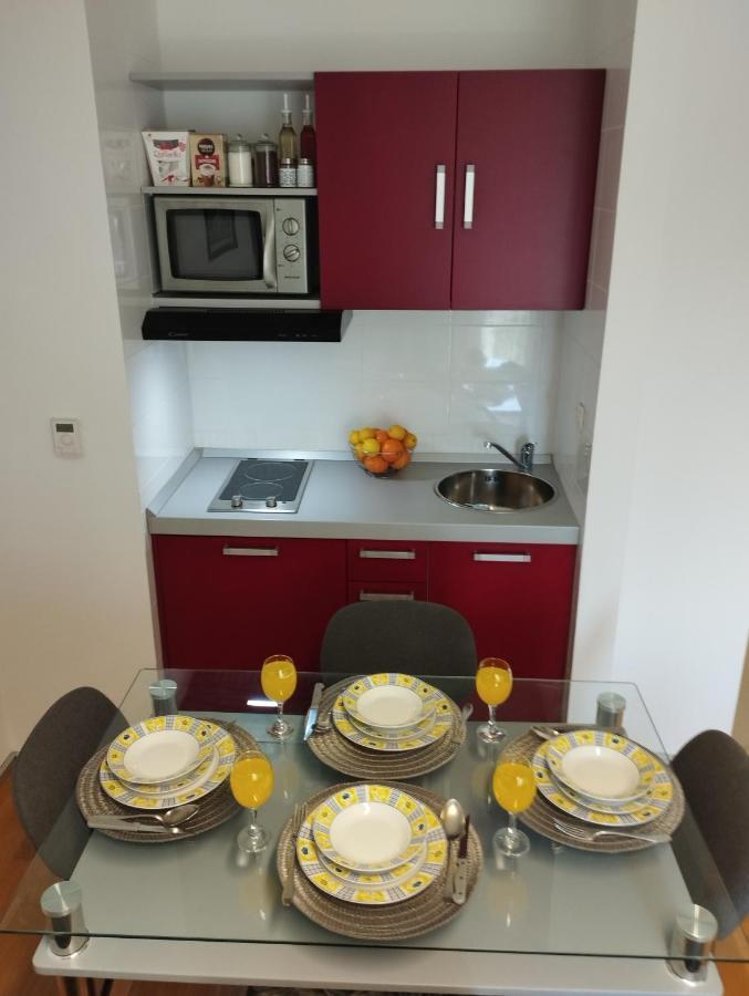 Bella Vista - Cozy Apartments With Easy Check-In And Free Parking Спліт Екстер'єр фото