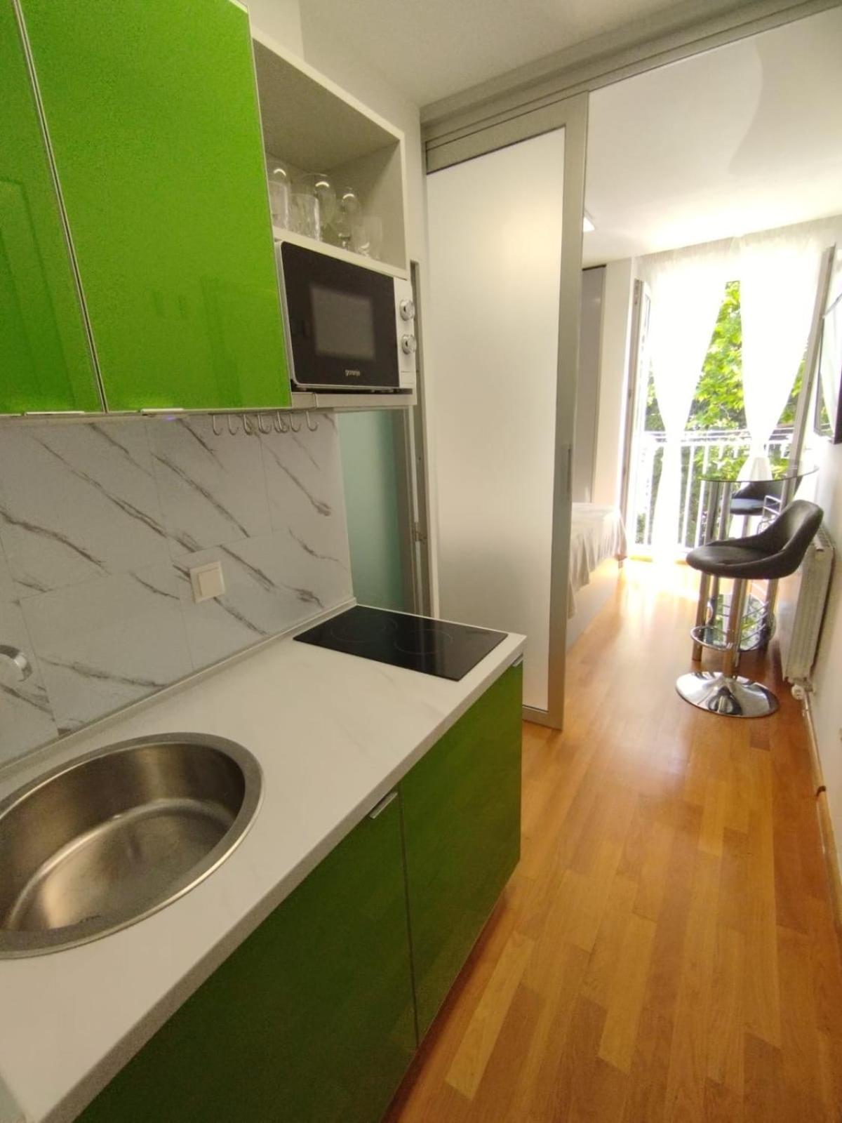 Bella Vista - Cozy Apartments With Easy Check-In And Free Parking Спліт Екстер'єр фото