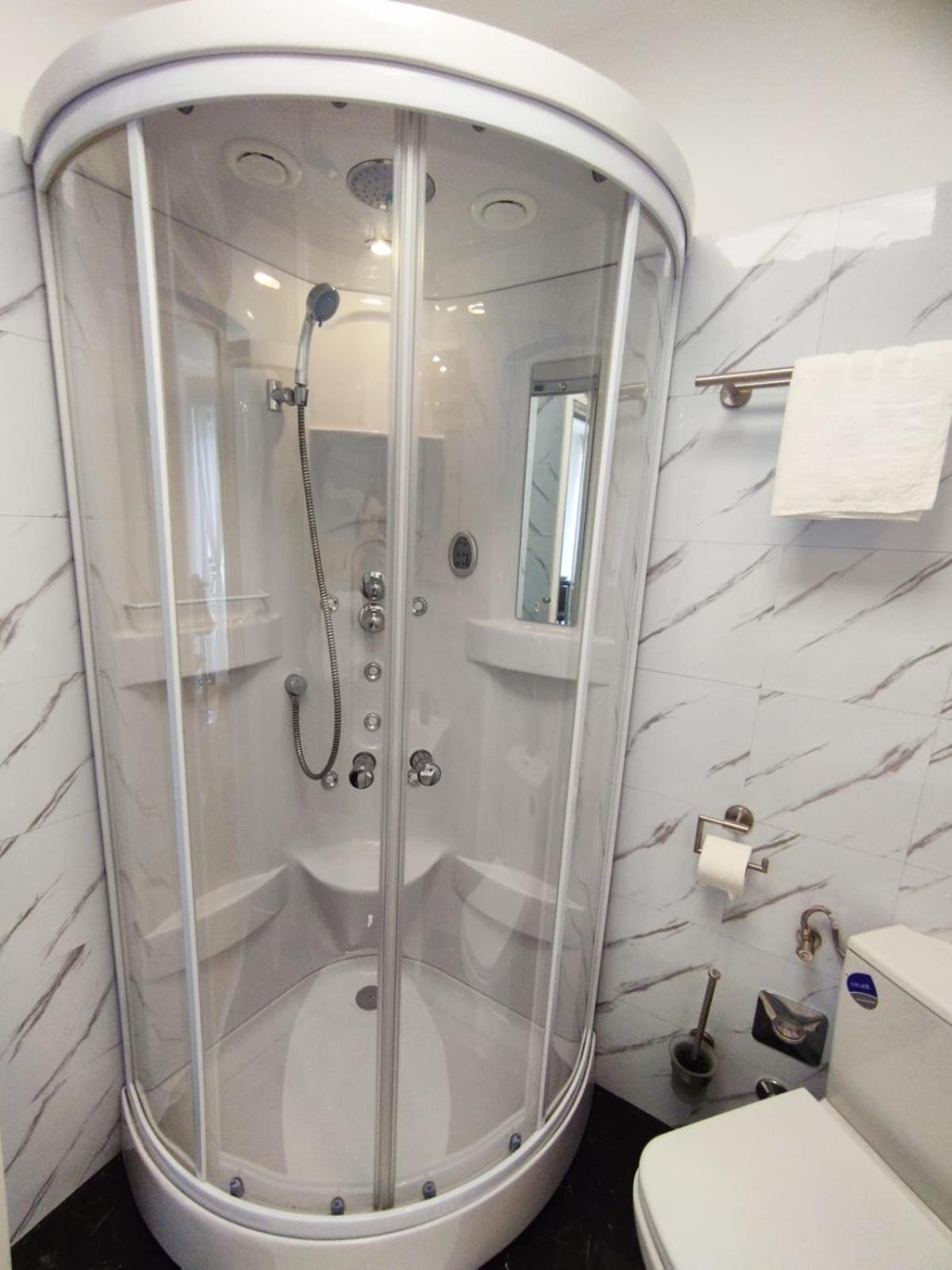 Bella Vista - Cozy Apartments With Easy Check-In And Free Parking Спліт Екстер'єр фото